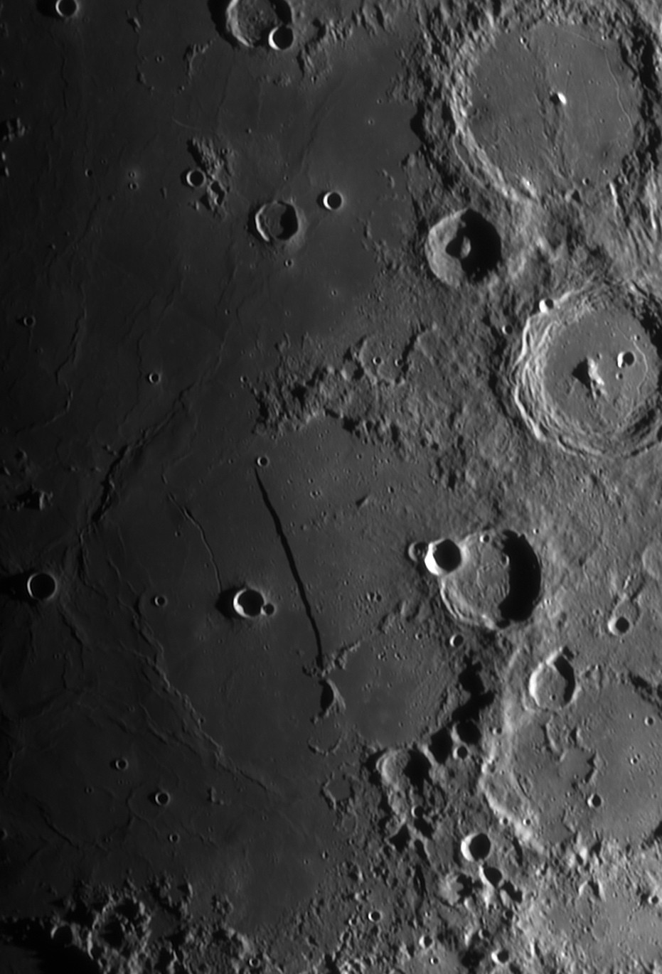 Rupes Recta, Rima Birt