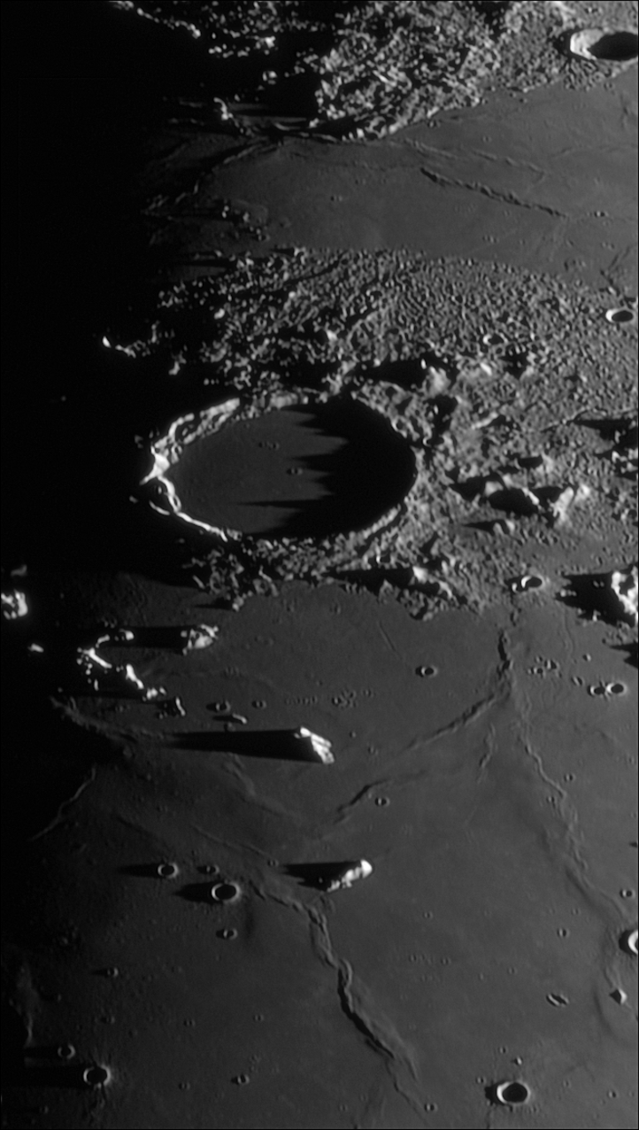 Plato - dlouhé stíny