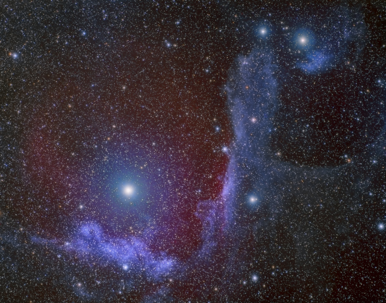 Mlhoviny kolem Pi Sco