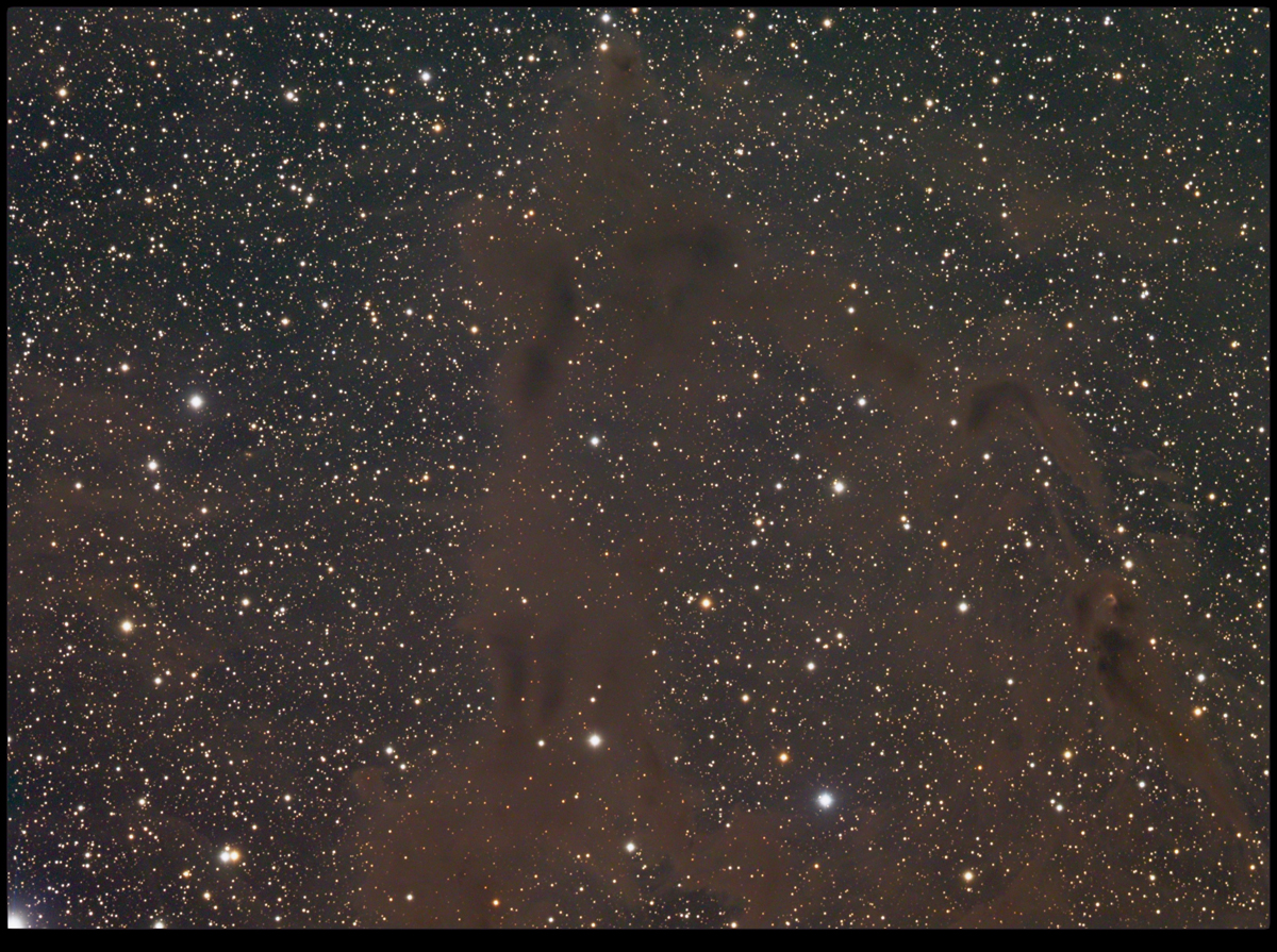 LBN468 - reflexní a temná mlhovina v Cepheu