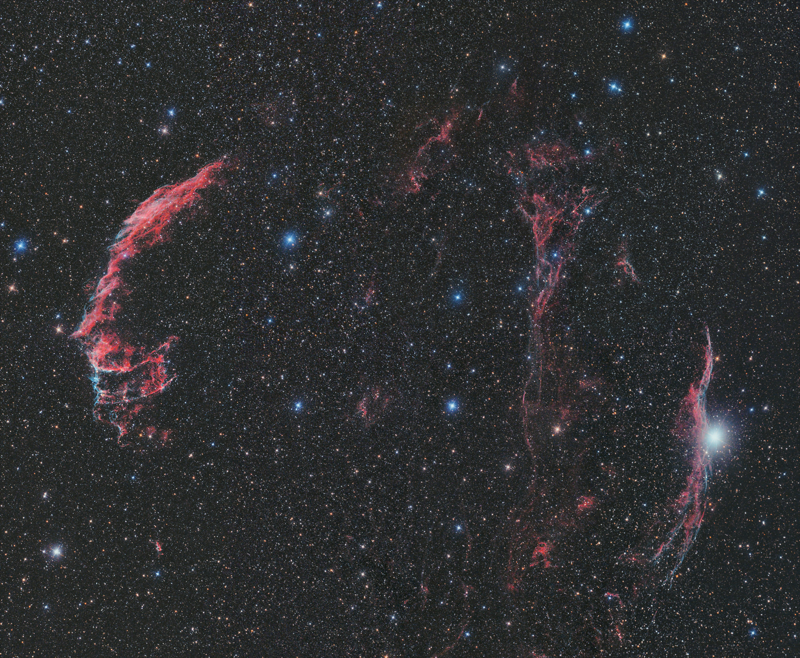 Veil Nebula (Řasy)