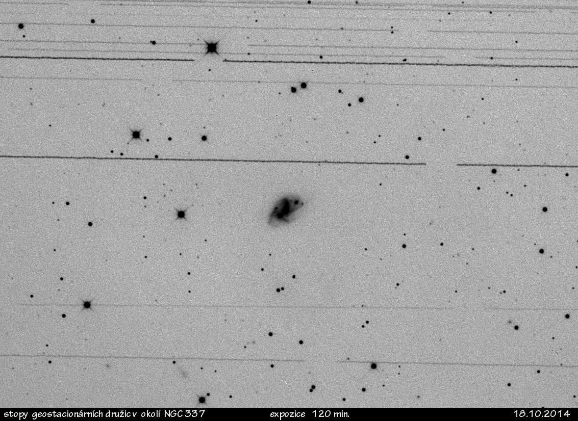 stopy stacionár. družic v okolí  NGC337