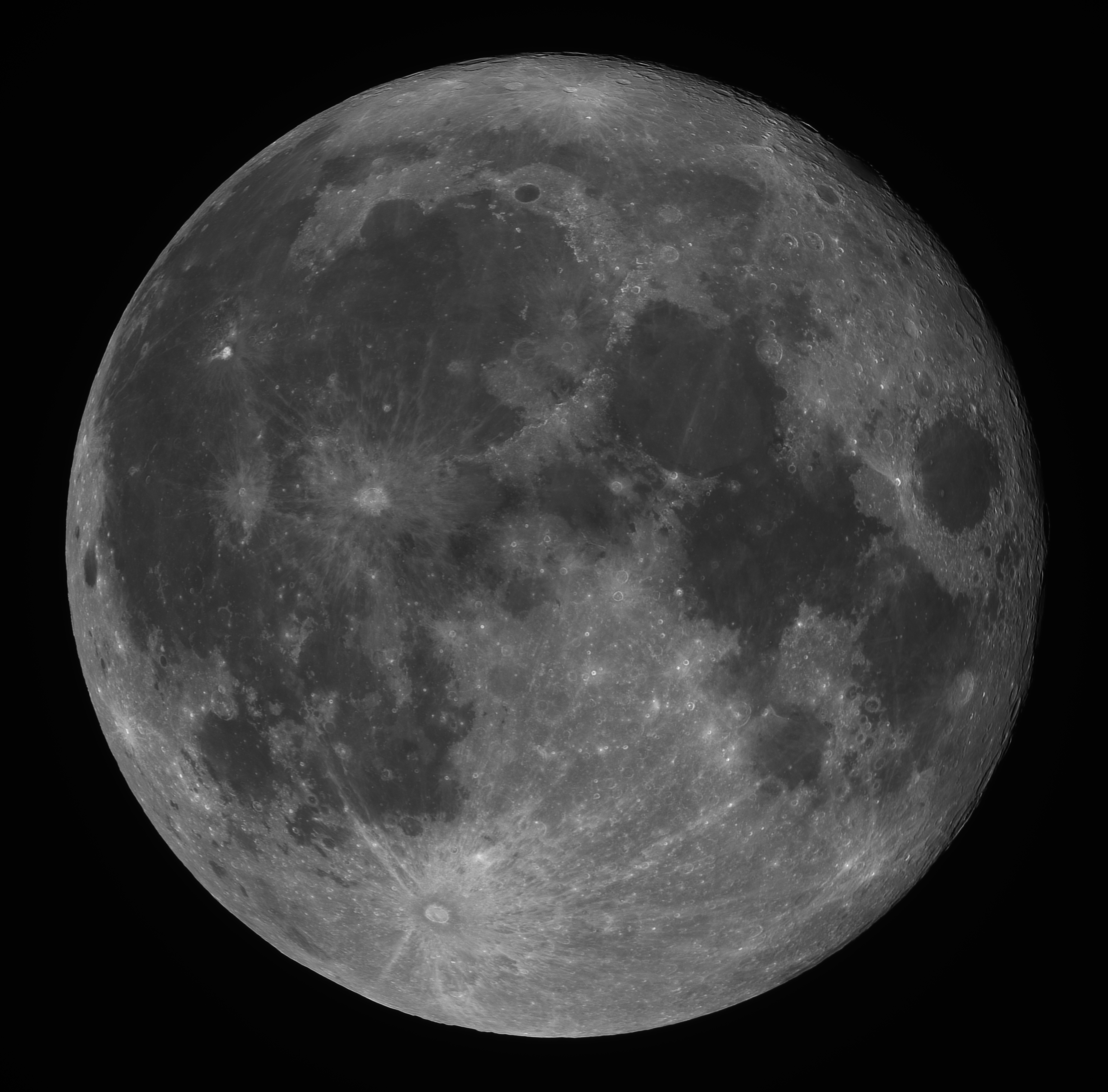 Mesiac deň pred splnom