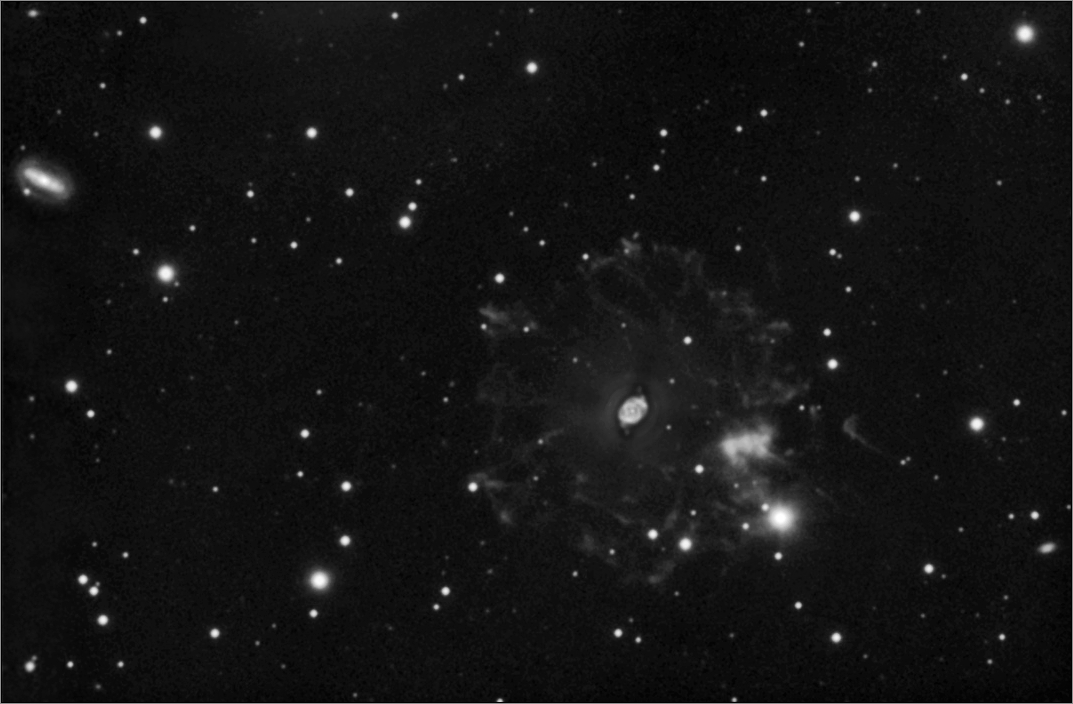 NGC6543 (Caldwell 6) a IC4677