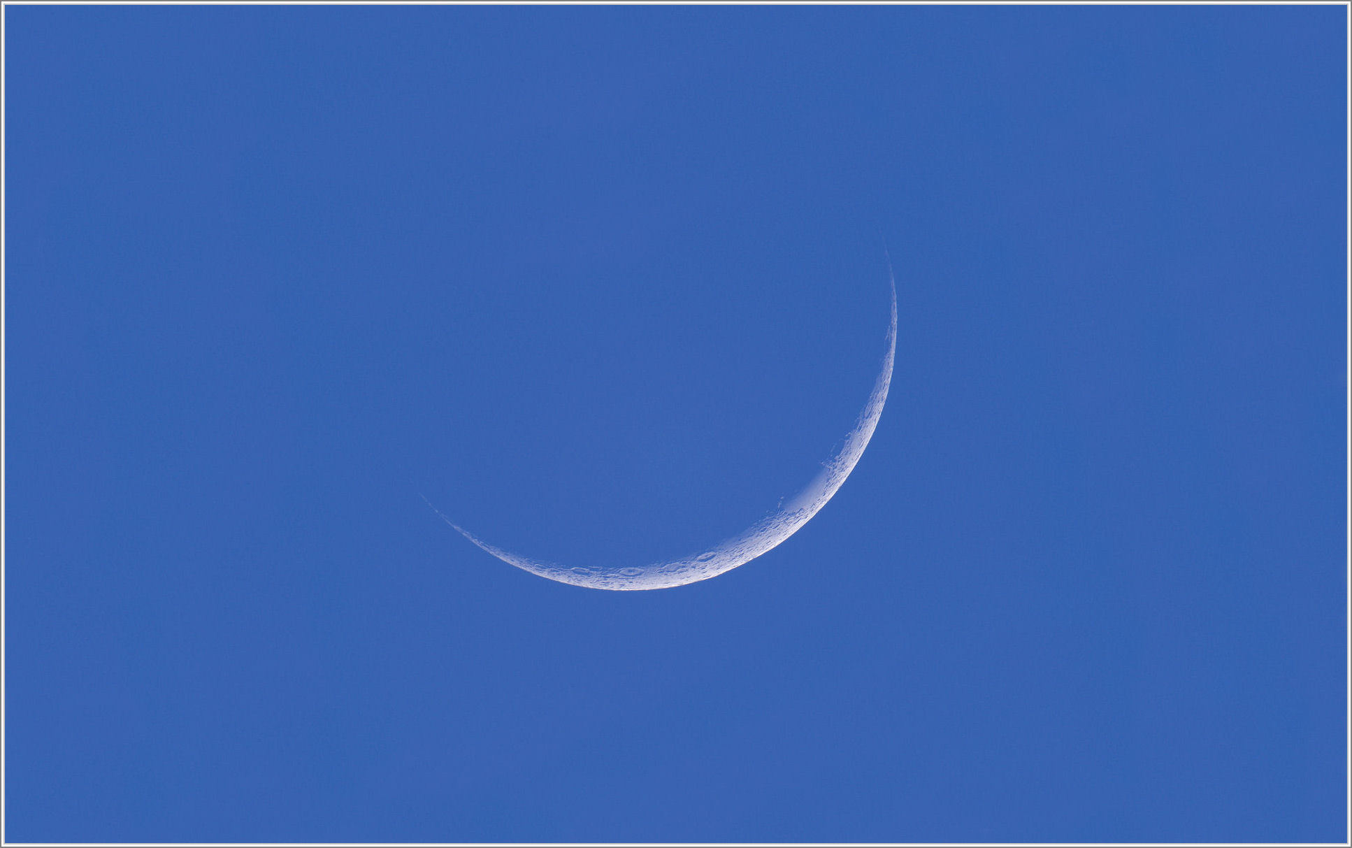 MLADÝ MĚSÍC ( 2 ) - 5.5.2011