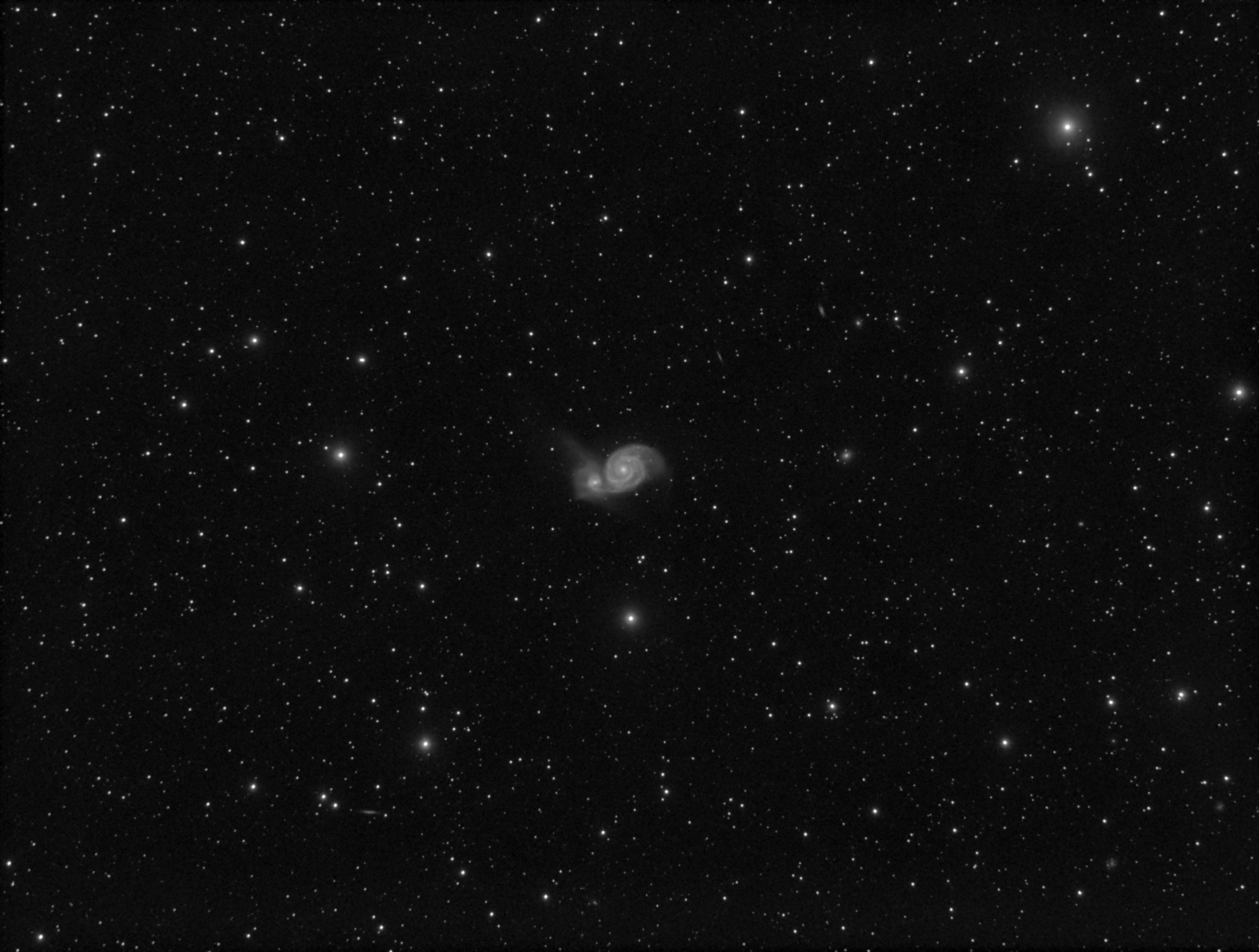 M51 a okoli
