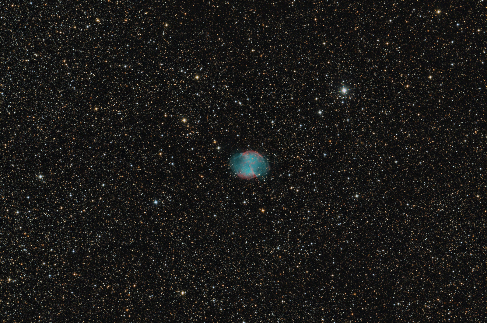 M27 - Dumbell nebula, Činka v Lištičce