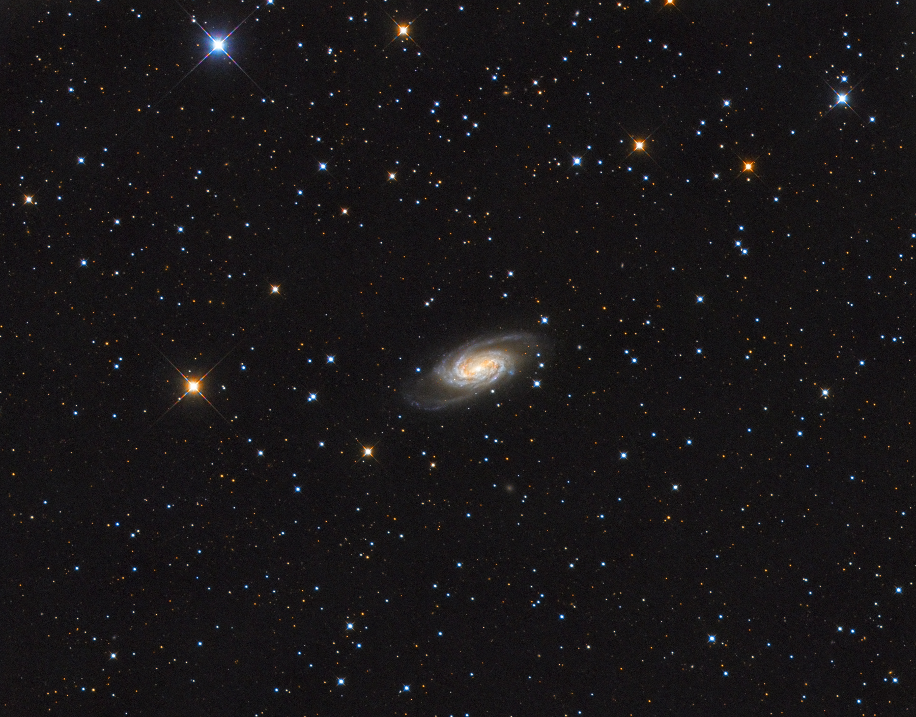 Galaxie NGC 2903 ve Lvu