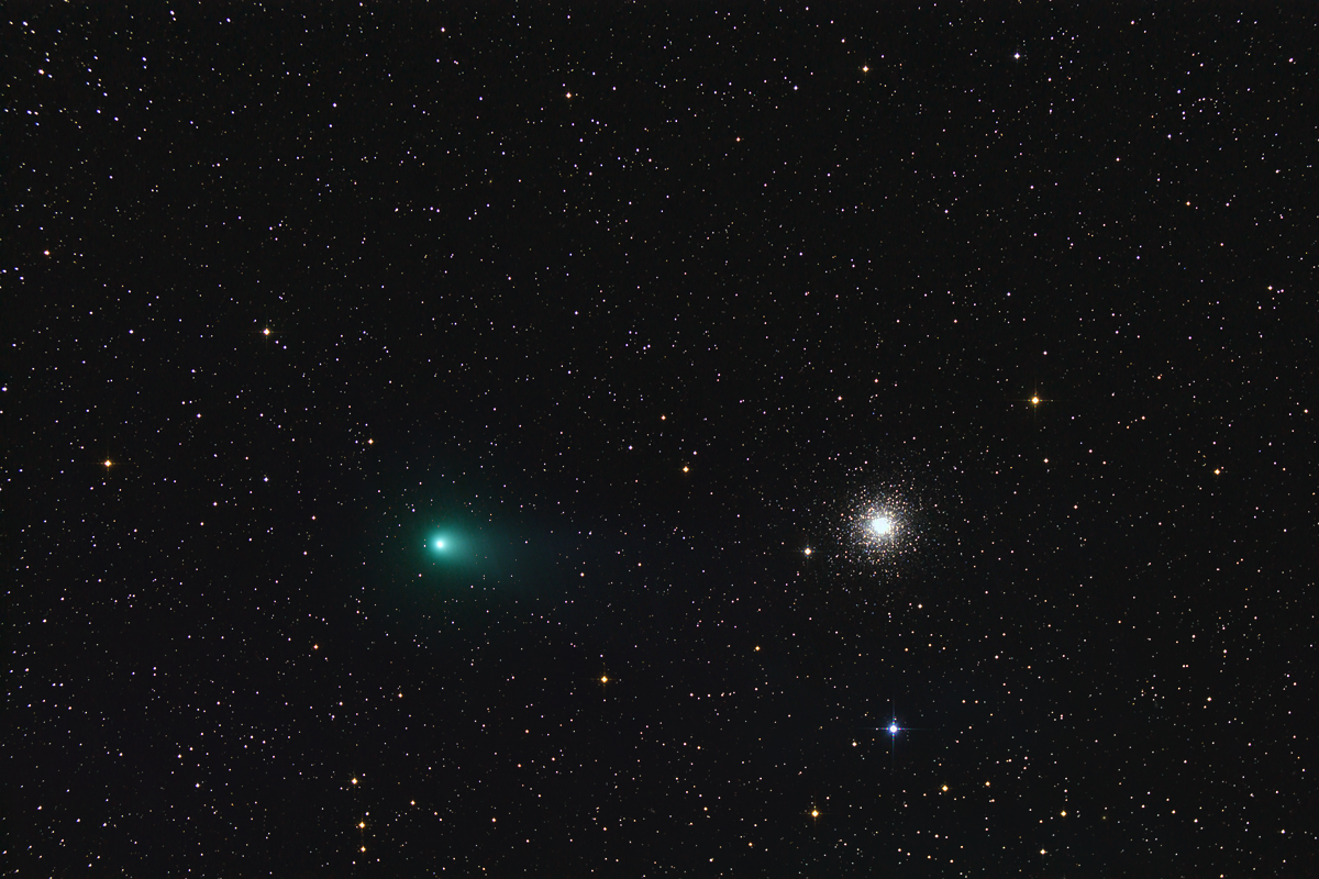 kometa C/2009 P1 (Garradd), M15