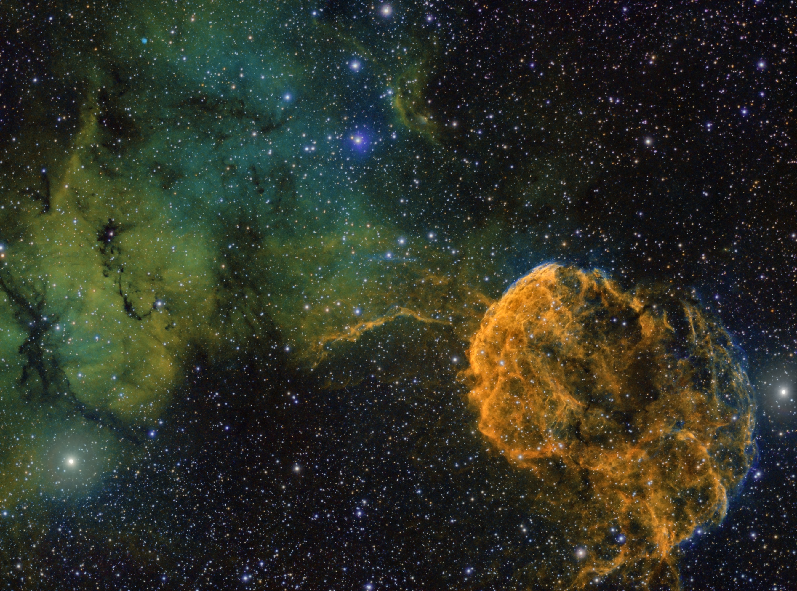 IC443, IC444, Sh2-249, HST paleta