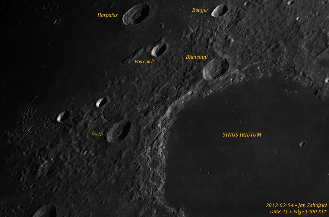 Sinus Iridium a okolí