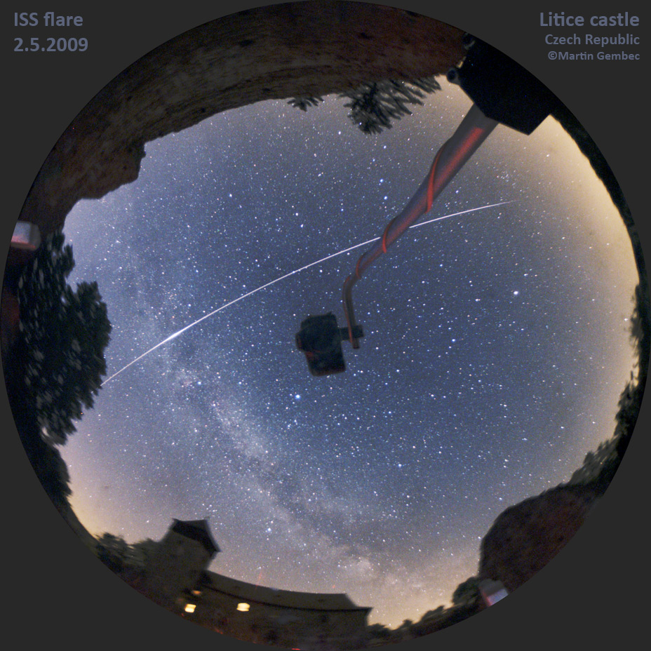 Záblesk ISS nad hradem Litice