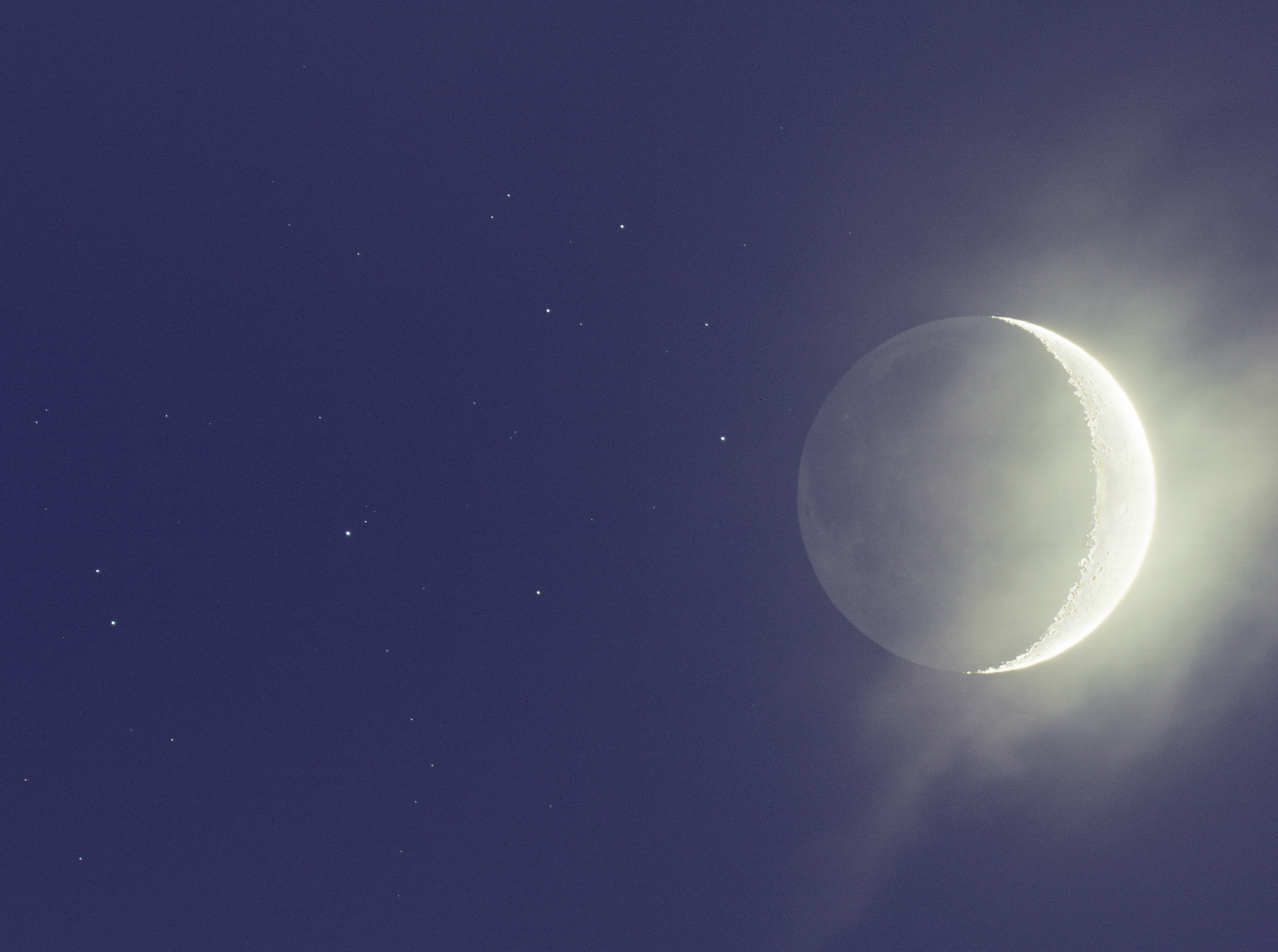 Měsíc a Plejády 1. 4. 2025