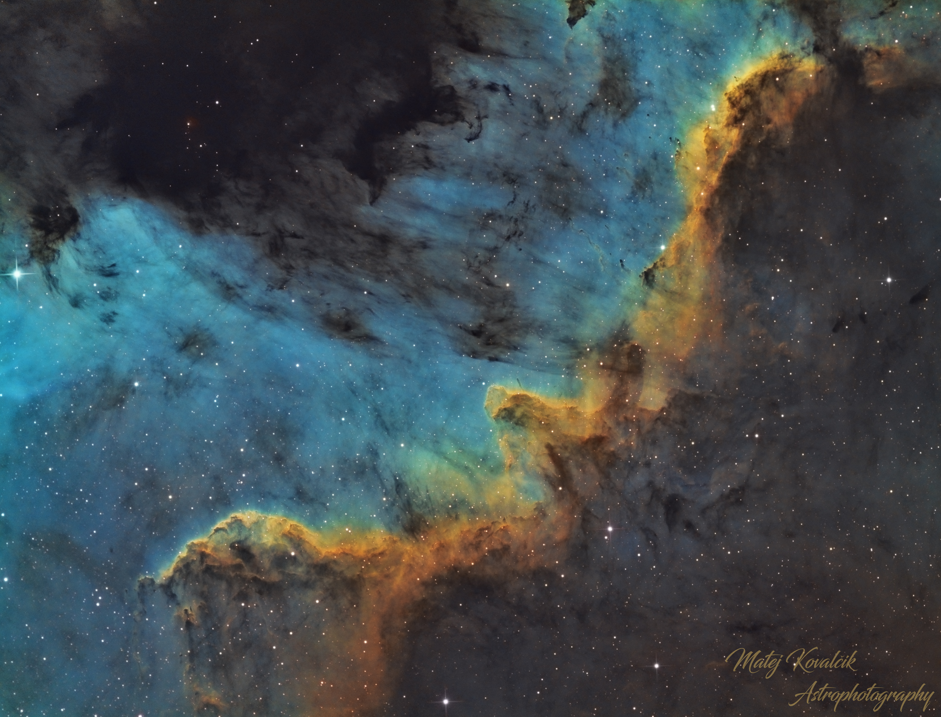 NGC7000 - HST