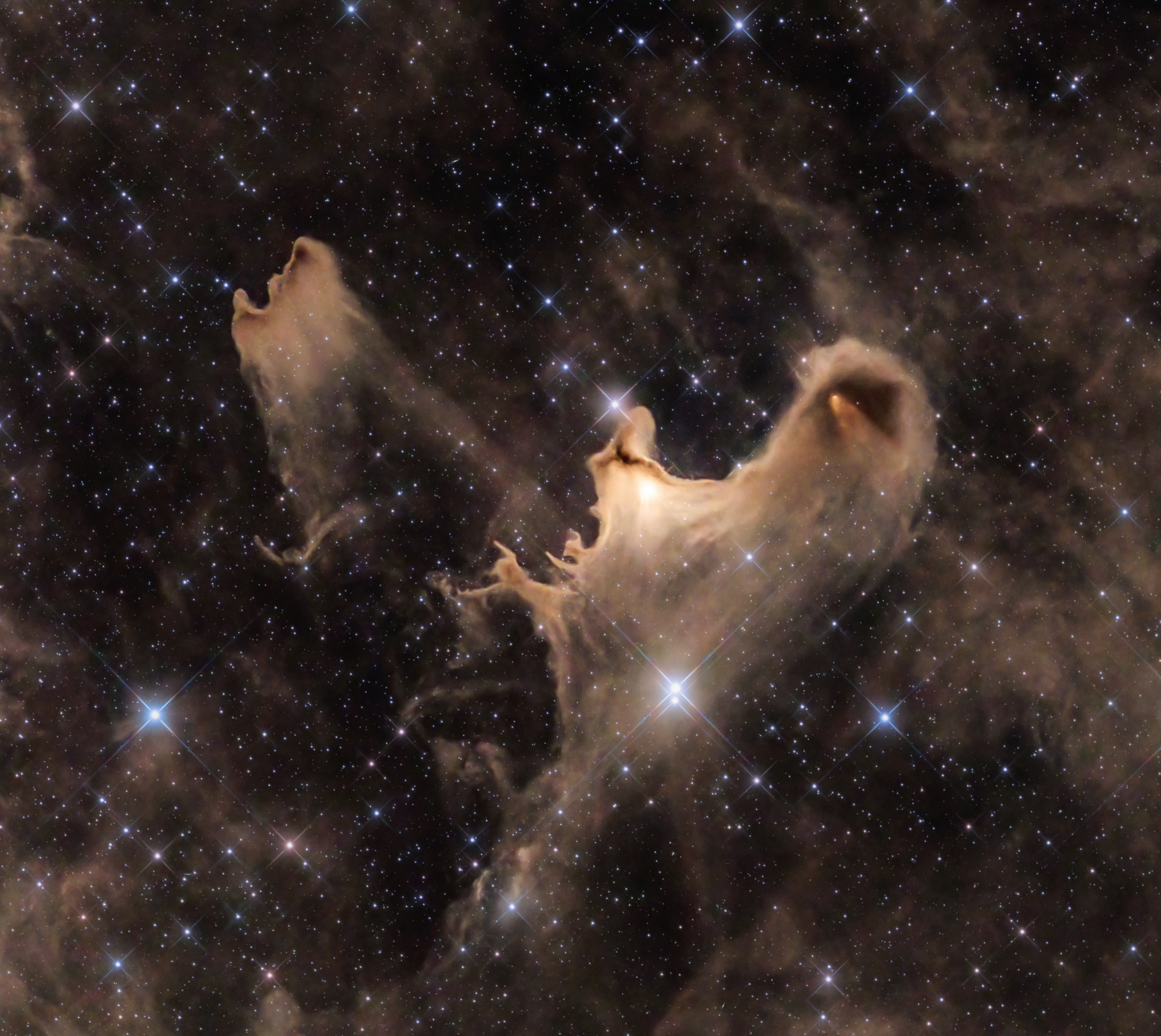 Ghost Nebula (Sh2-136, VdB 141)