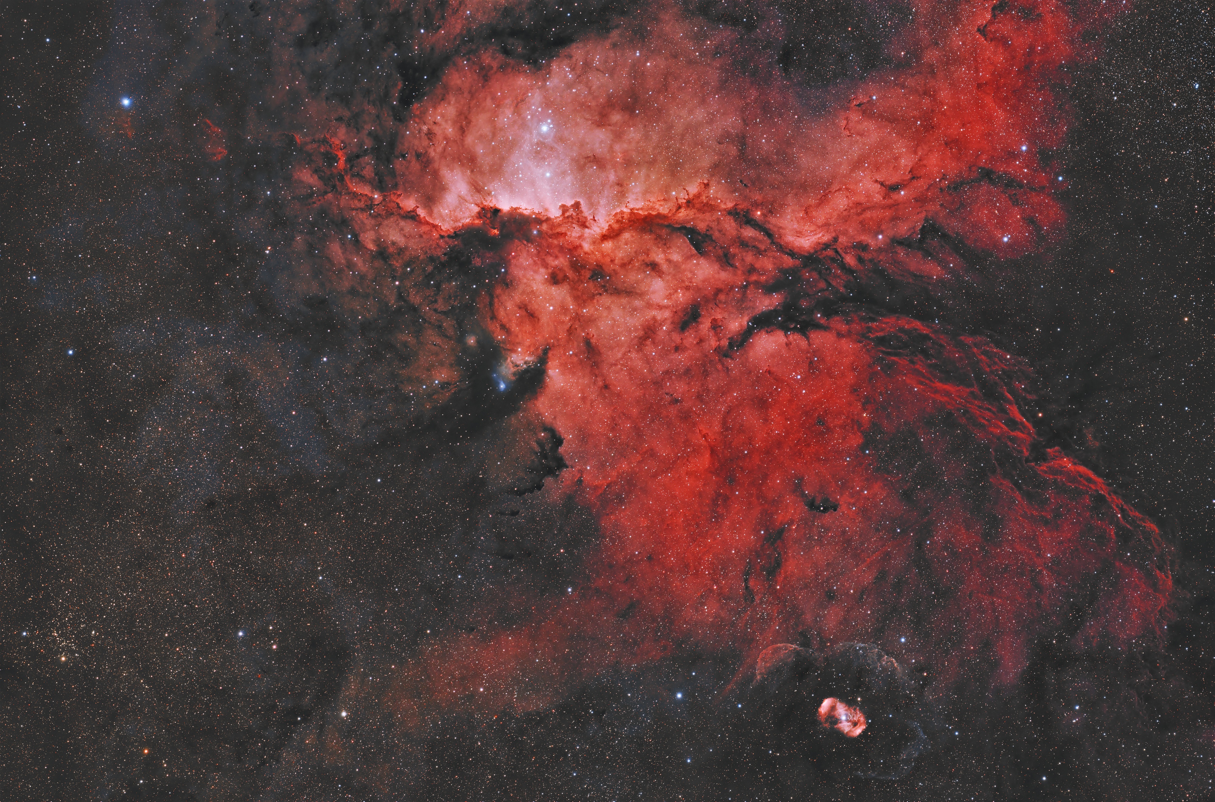 NGC6193, NGC6188 Dragons of Ara