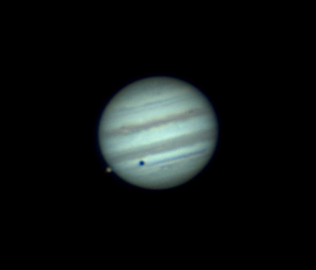 Jupiter_přechod Ganymedu