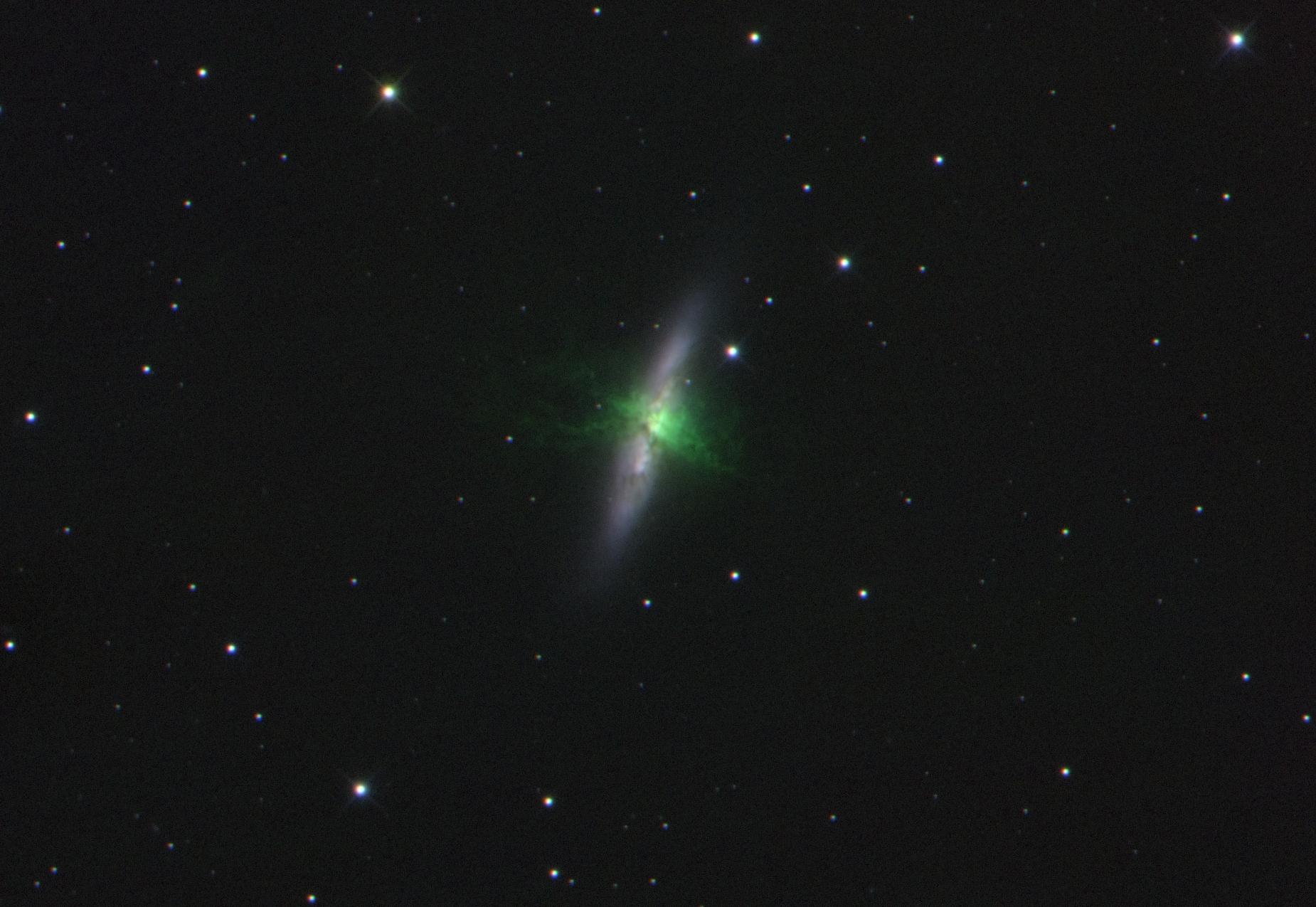 M82 první pokus HST
